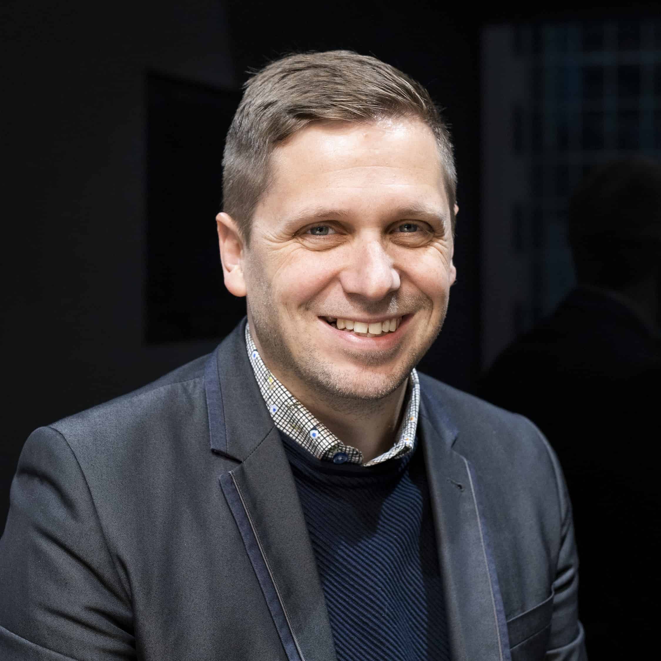 Simon Blewett - Contour Interiors