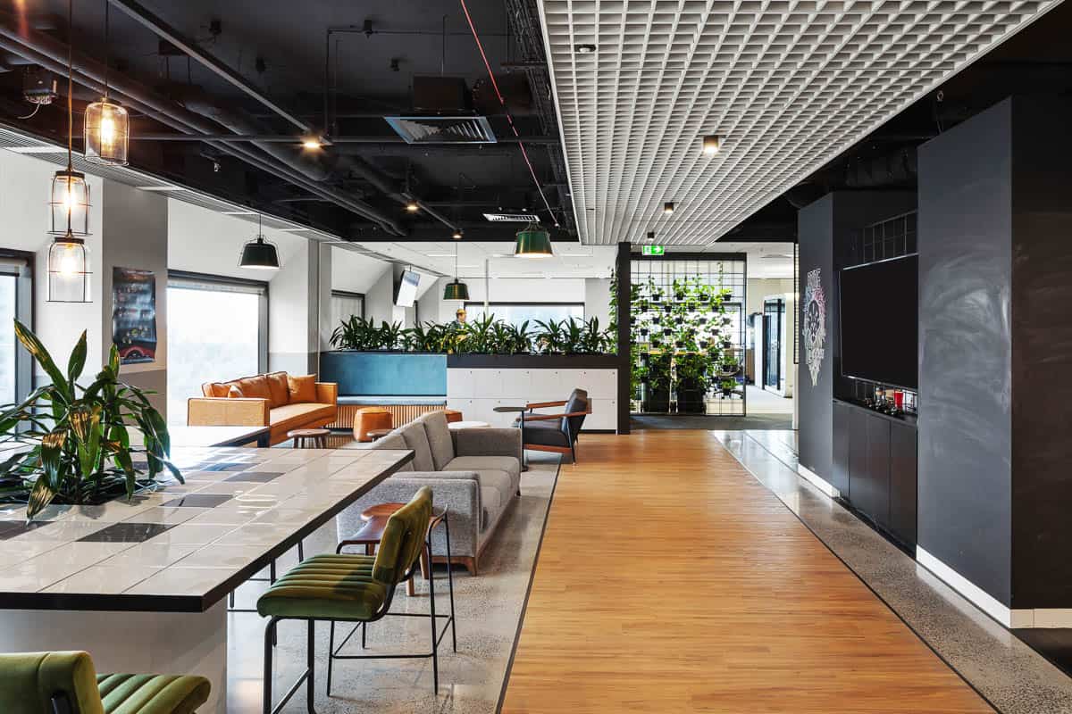 Office Fitouts Melbourne, IG Markets | Contour Interiors
